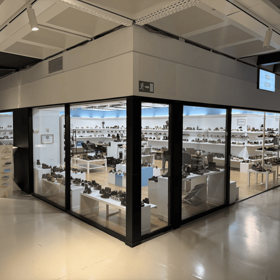 Showroom Moda Vostra Trademart Brussels - B2B footwear collection display