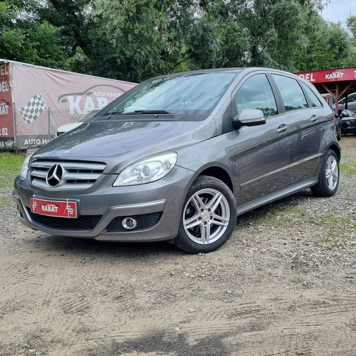 Odwiedź naszą stronę internetową